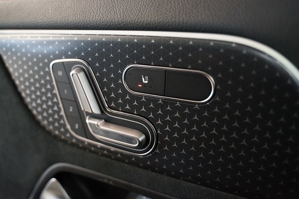 Mercedes EQA350 AMG Premium 4Matic 5d