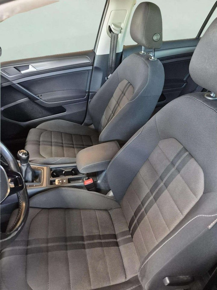 VW Golf VII 1,6 TDi 110 Edition 40 BM 5d