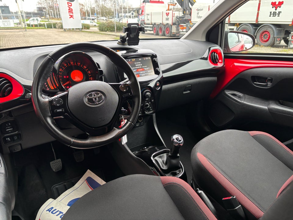 Toyota Aygo 1,0 VVT-i x-cite 5d