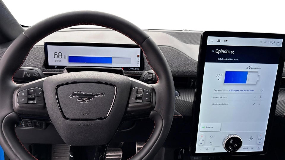 Ford Mustang Mach-E 70 Premium Standard Range AWD 5d