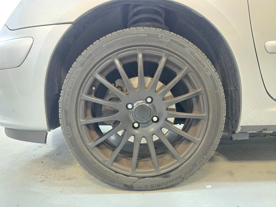 Peugeot 307 2,0 16V CC 2d