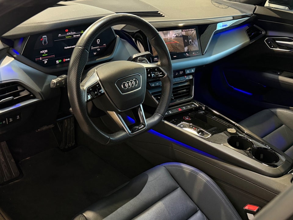 Audi e-tron GT quattro 4d