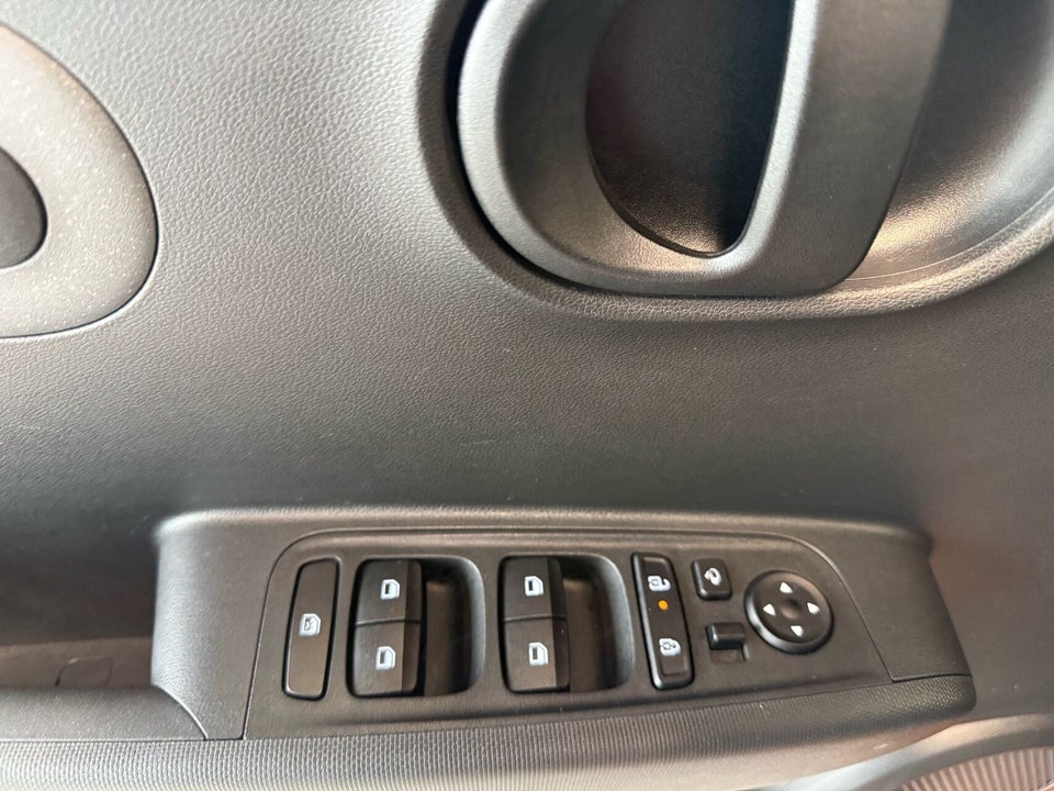 Hyundai Inster 49 Essential 5d