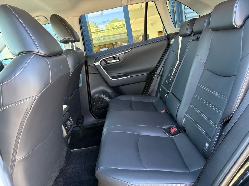Toyota RAV4 2,5 Hybrid H3 Comfort MDS 5d