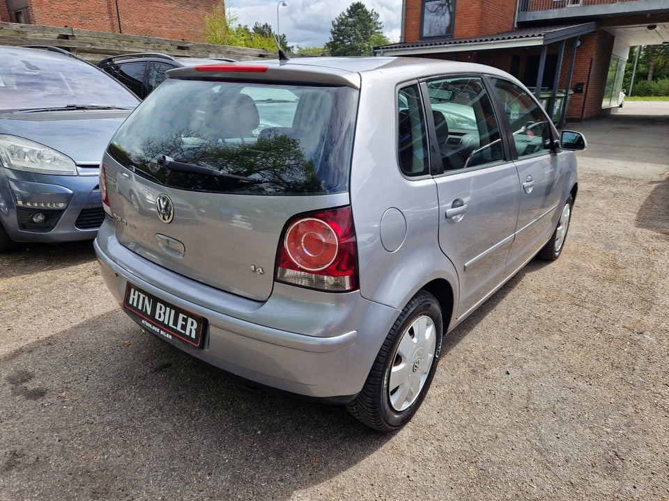 VW Polo 1,4 Fresh 5d