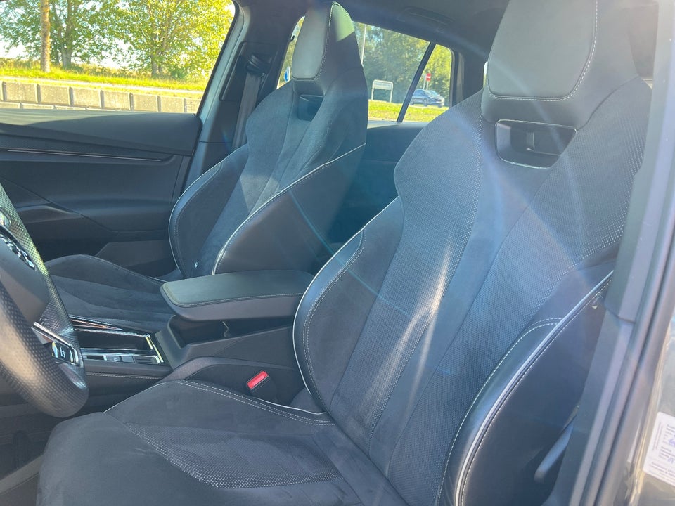 Skoda Enyaq 60 iV Sportline 5d