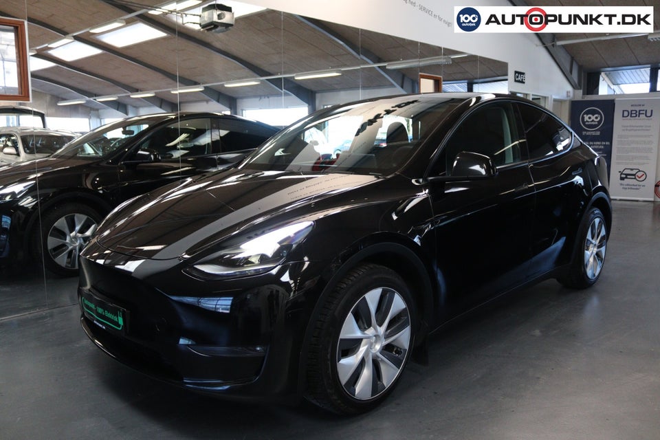 Tesla Model Y Long Range AWD 5d