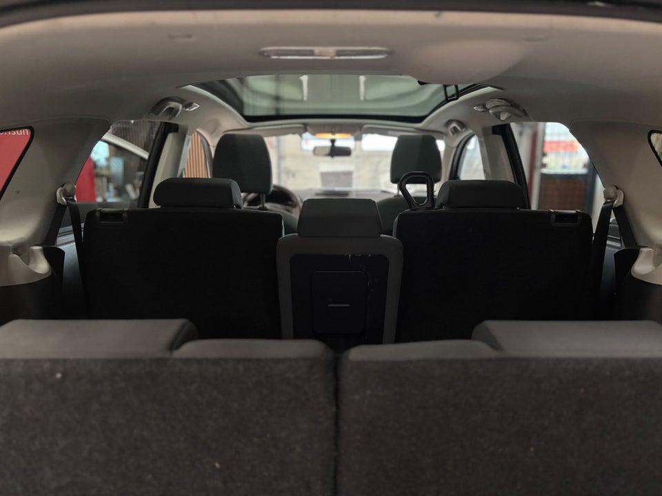 Nissan Qashqai+2 1,6 Tekna 7prs 5d