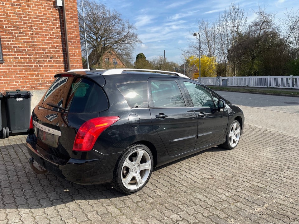 Peugeot 308 1,6 HDi 112 Sportium SW 7prs 5d