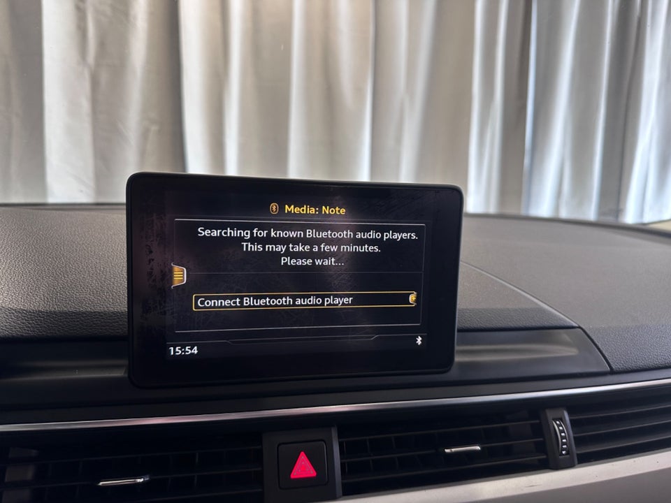 Audi A4 2,0 TDi 150 Avant S-tr. 5d