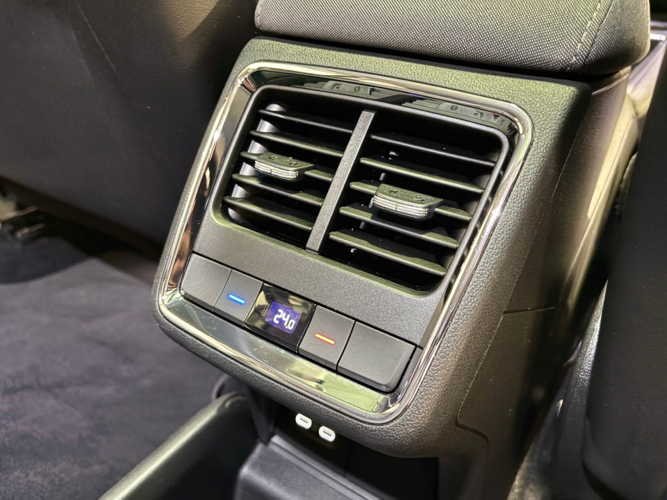 Skoda Enyaq 80 iV Plus 5d