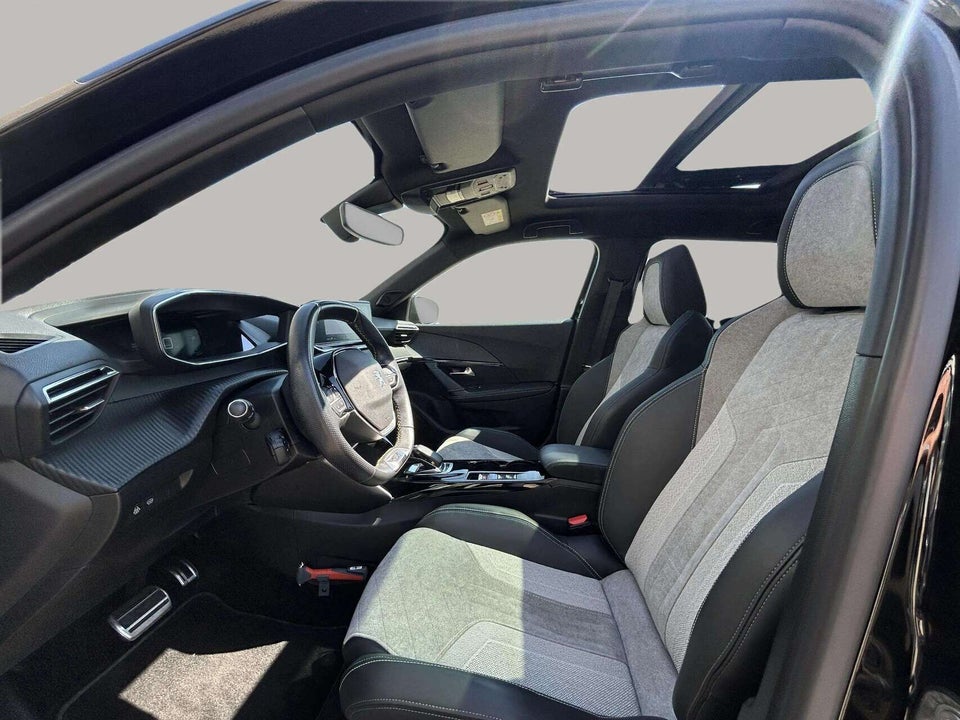 Peugeot e-2008 50 GT Line 5d