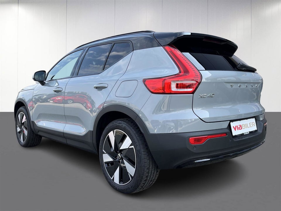 Volvo XC40 ReCharge Extended Range Plus 5d