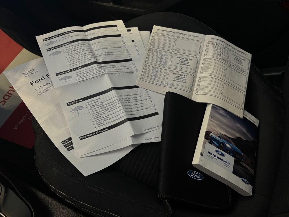 Ford Focus 1,0 EcoBoost Titanium stc. 5d