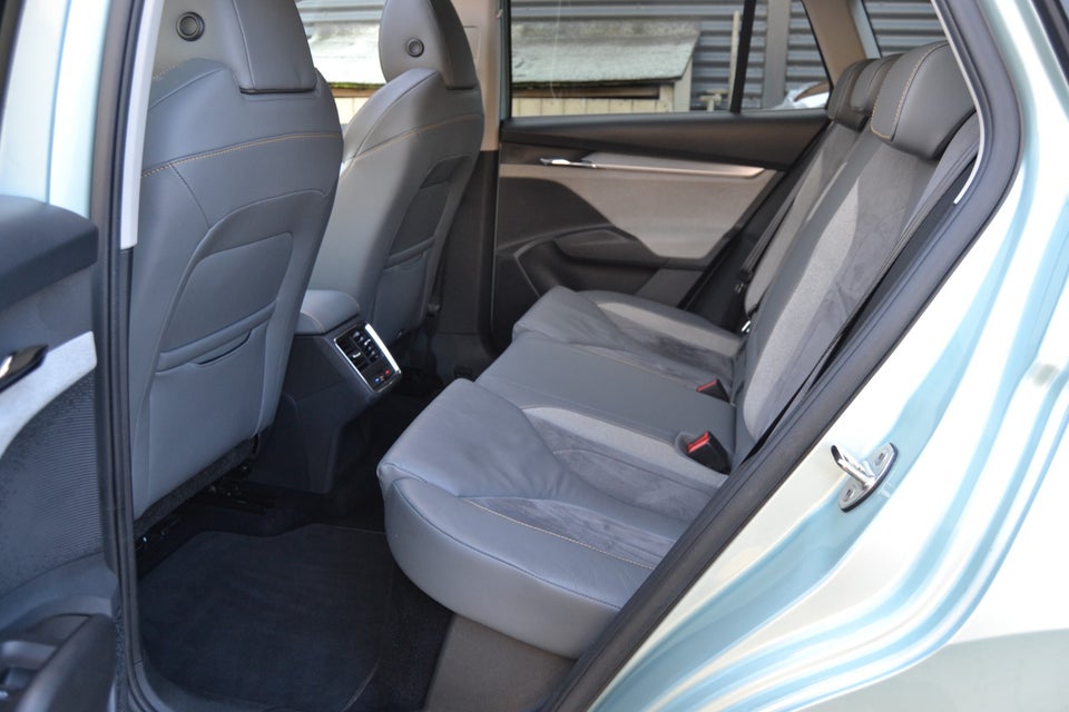 Skoda Enyaq 80 iV Loft 5d