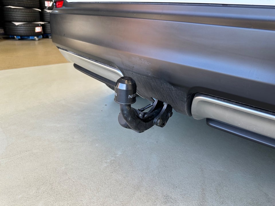 Nissan Qashqai 1,3 Dig-T 140 N-Connecta 5d