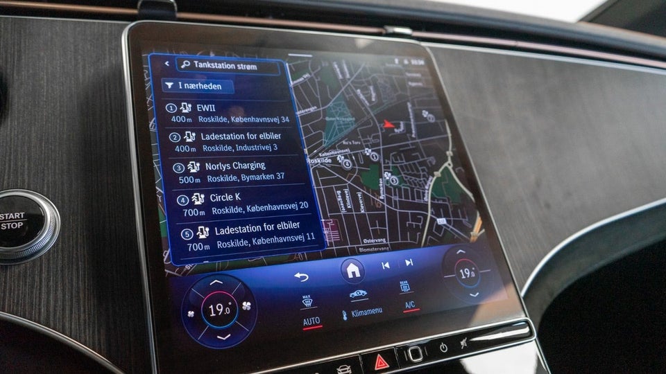 Mercedes EQE300 AMG Line 4d