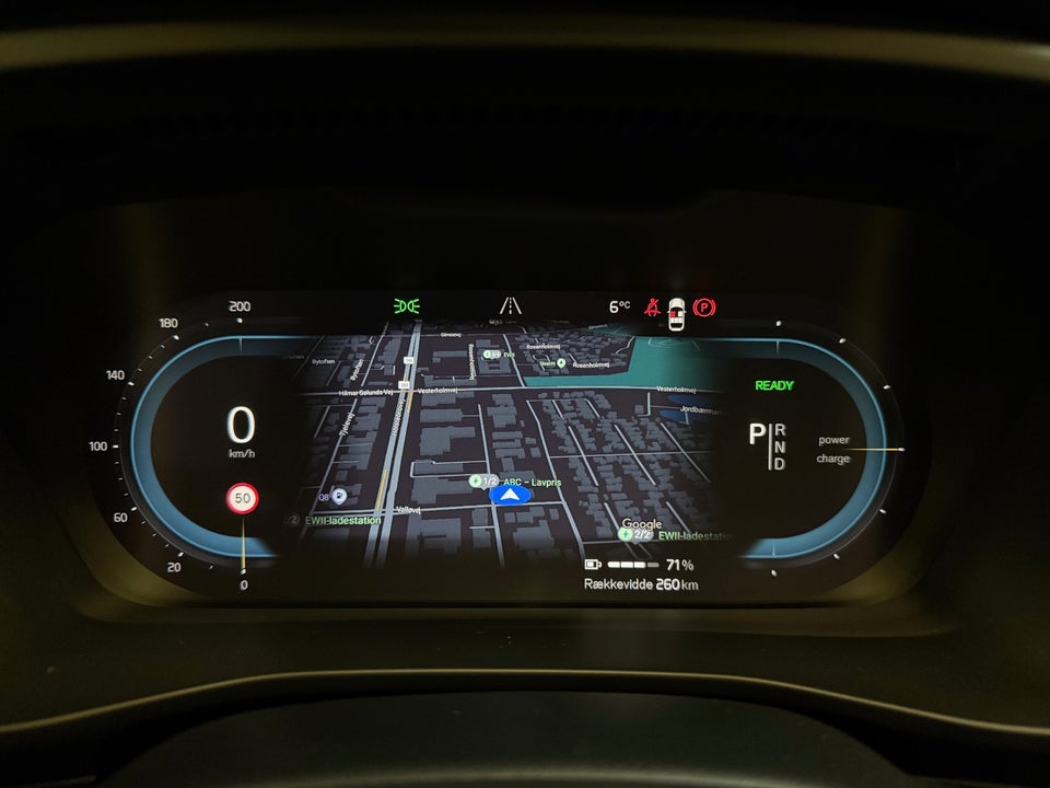 Volvo XC40 P6 ReCharge Core 5d