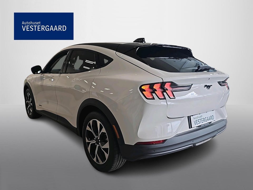 Ford Mustang Mach-E 73 Select Standard Range 5d