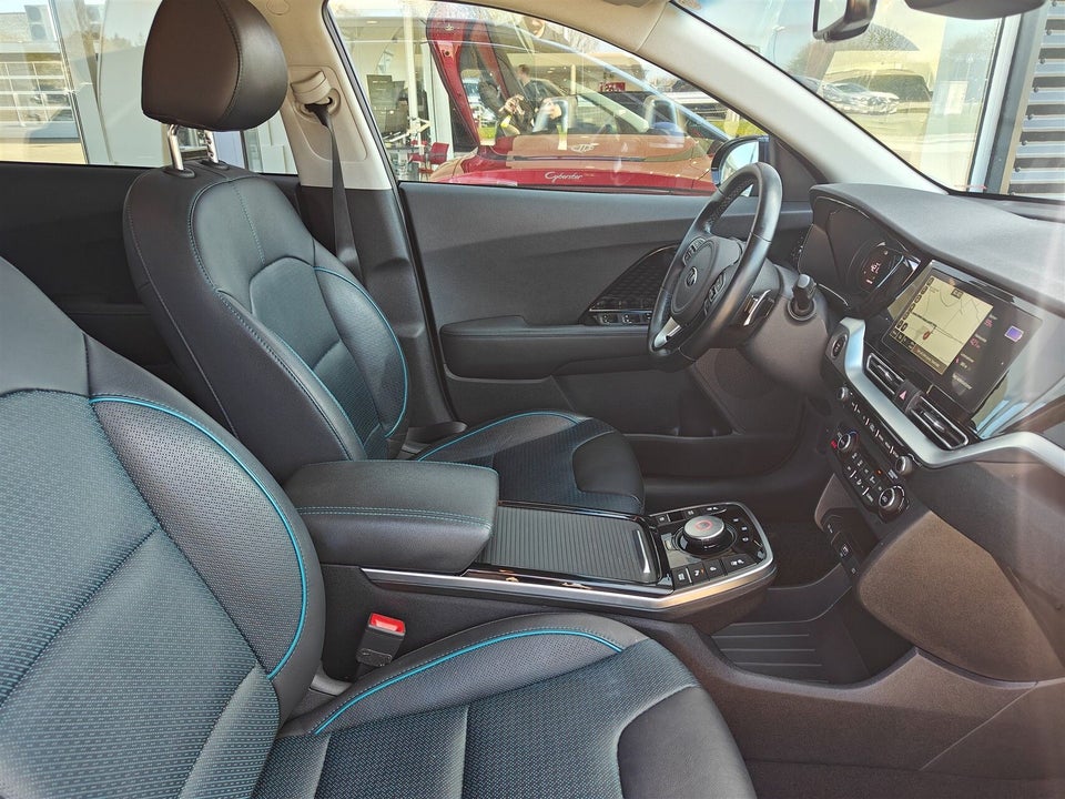 Kia e-Niro 64 Advance 5d