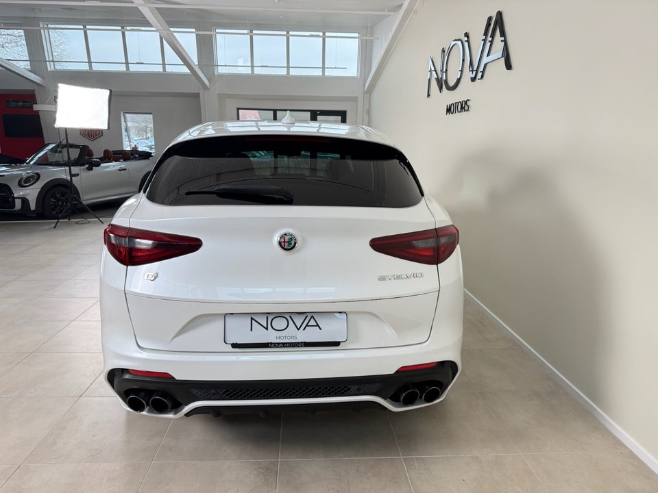 Alfa Romeo Stelvio 2,9 V6 Quadrifoglio aut. Q4 5d