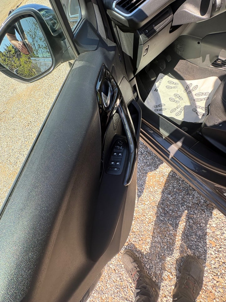Peugeot 208 1,6 BlueHDi 100 Envy+ 5d