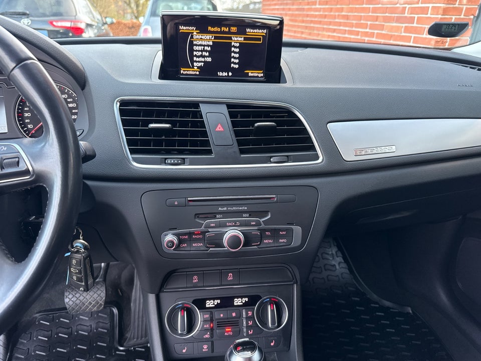 Audi Q3 2,0 TFSi 180 Design quattro S-tr. Van 5d