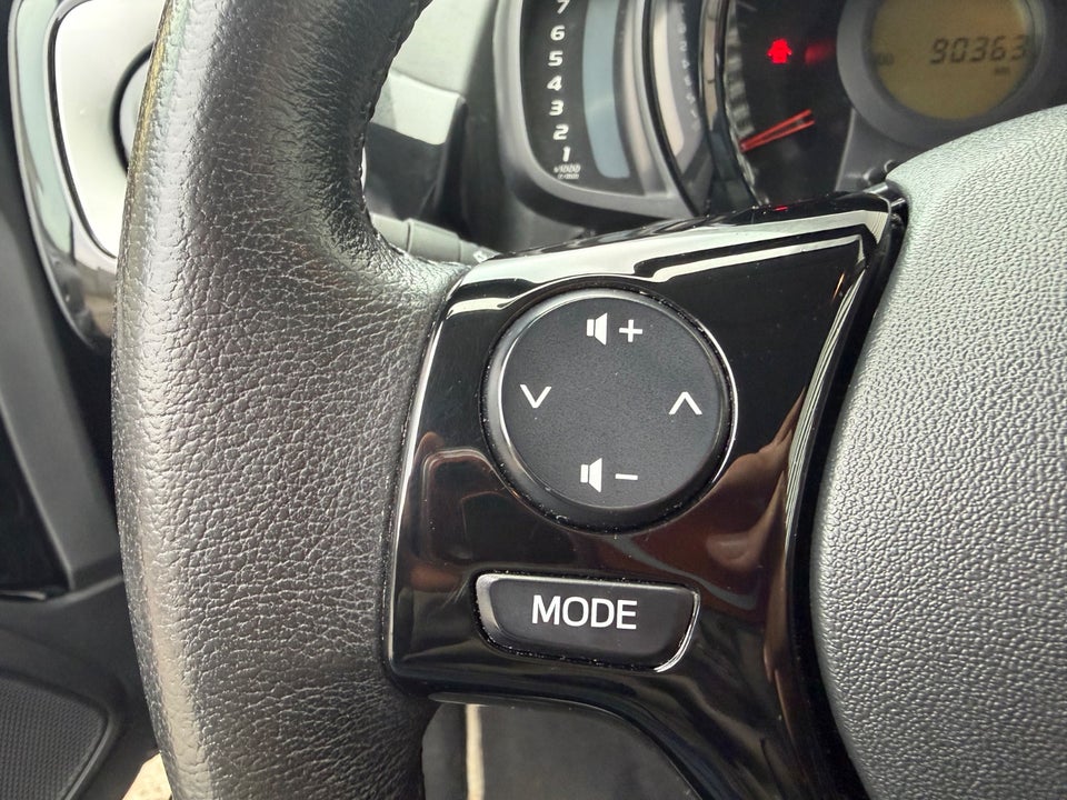 Toyota Aygo 1,0 VVT-i x-cellence 5d