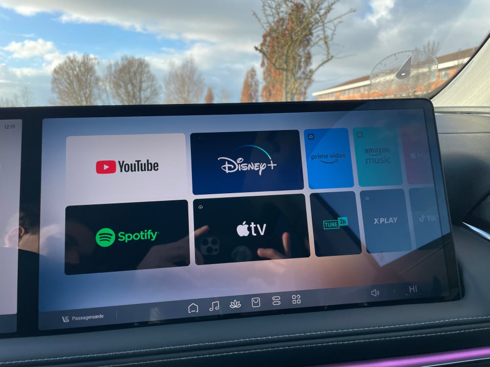 Xpeng G9 Standard Range 5d