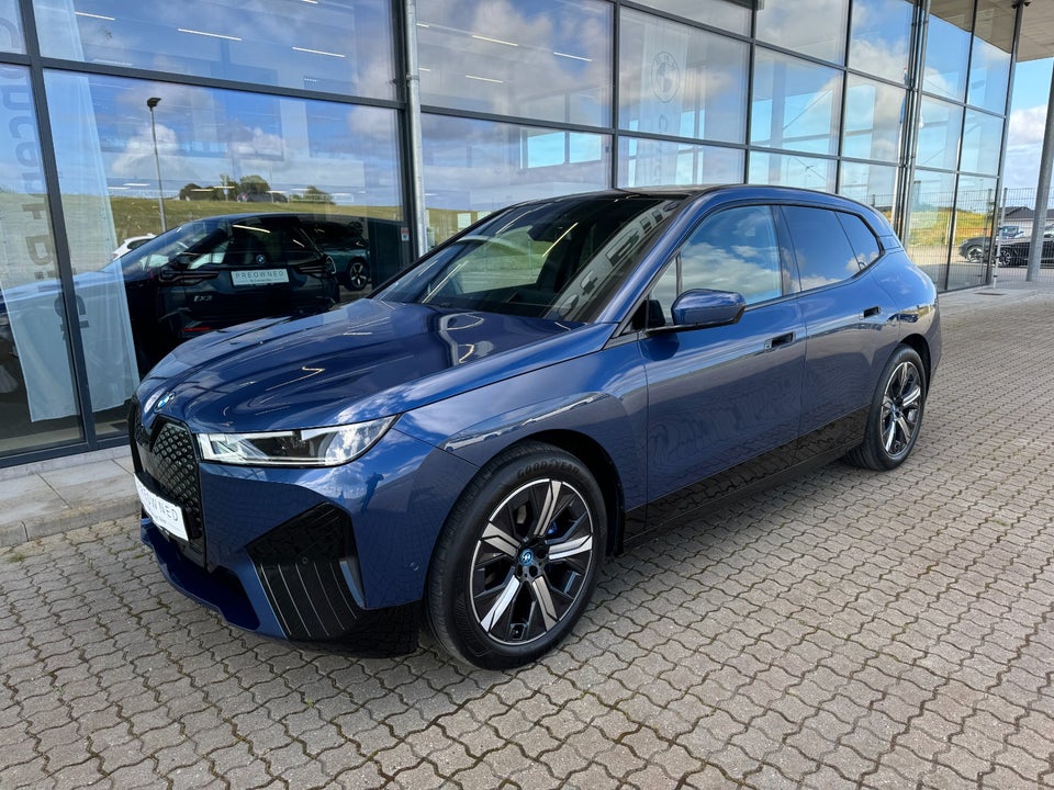 BMW iX xDrive40 Super Charged 5d