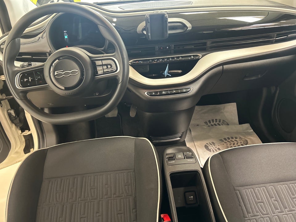 Fiat 500e 24 Action 3d