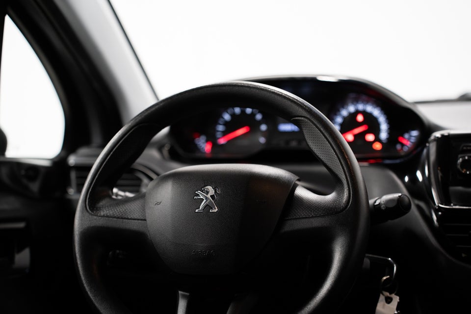 Peugeot 208 1,0 VTi Access 5d