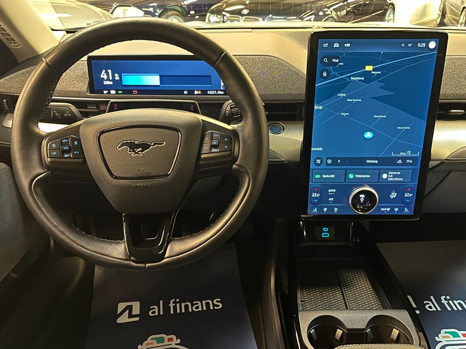 Ford Mustang Mach-E 98 Extended Range 5d