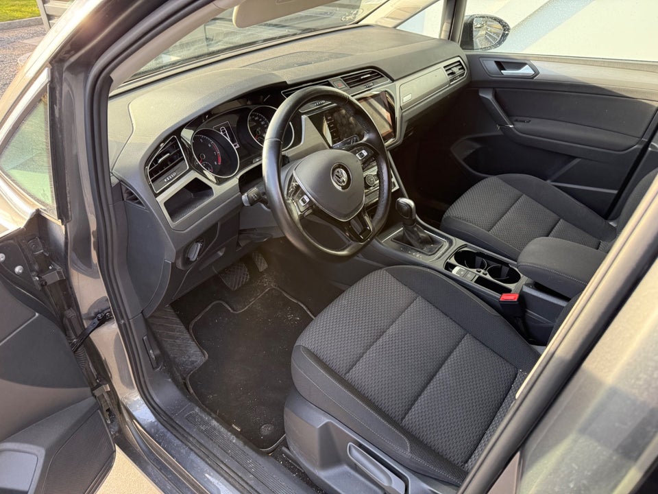 VW Touran 1,5 TSi 150 Comfortline Family DSG 7prs 5d