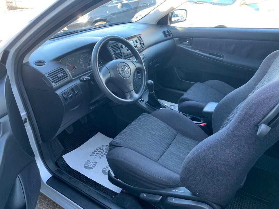 Toyota Corolla 1,4 Terra 3d