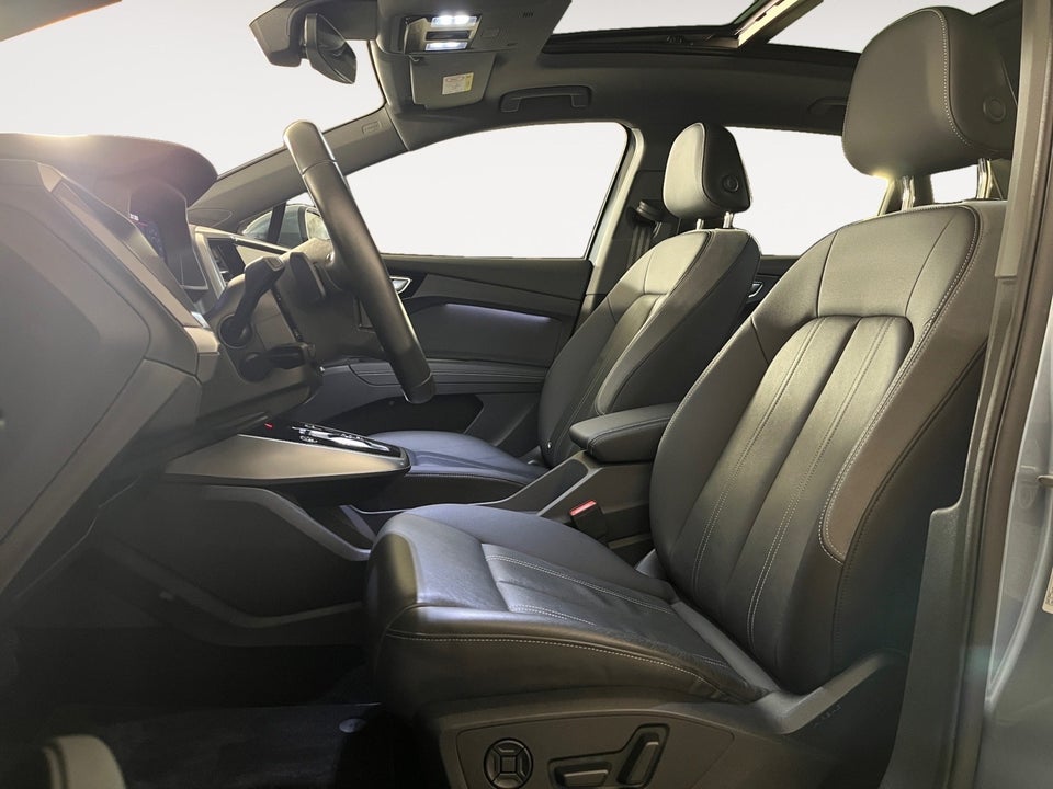 Audi Q4 e-tron 50 S-line quattro 5d