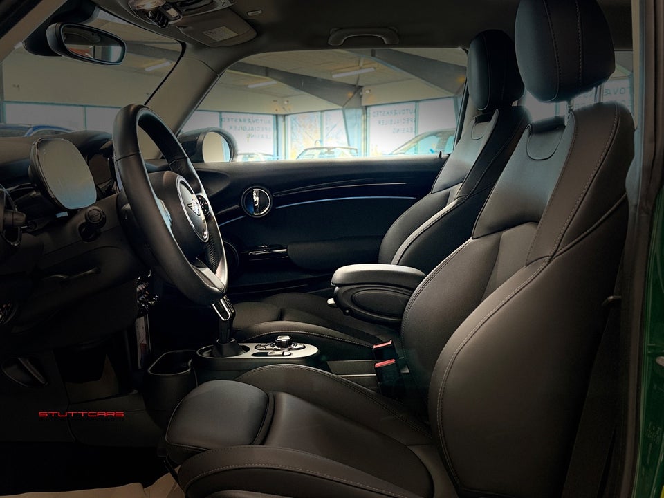 MINI Cooper SE Classic Trim 3d