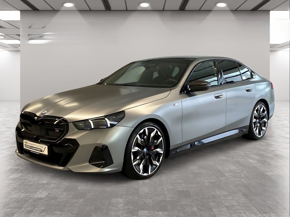 BMW i5 M60 M-Sport xDrive 4d