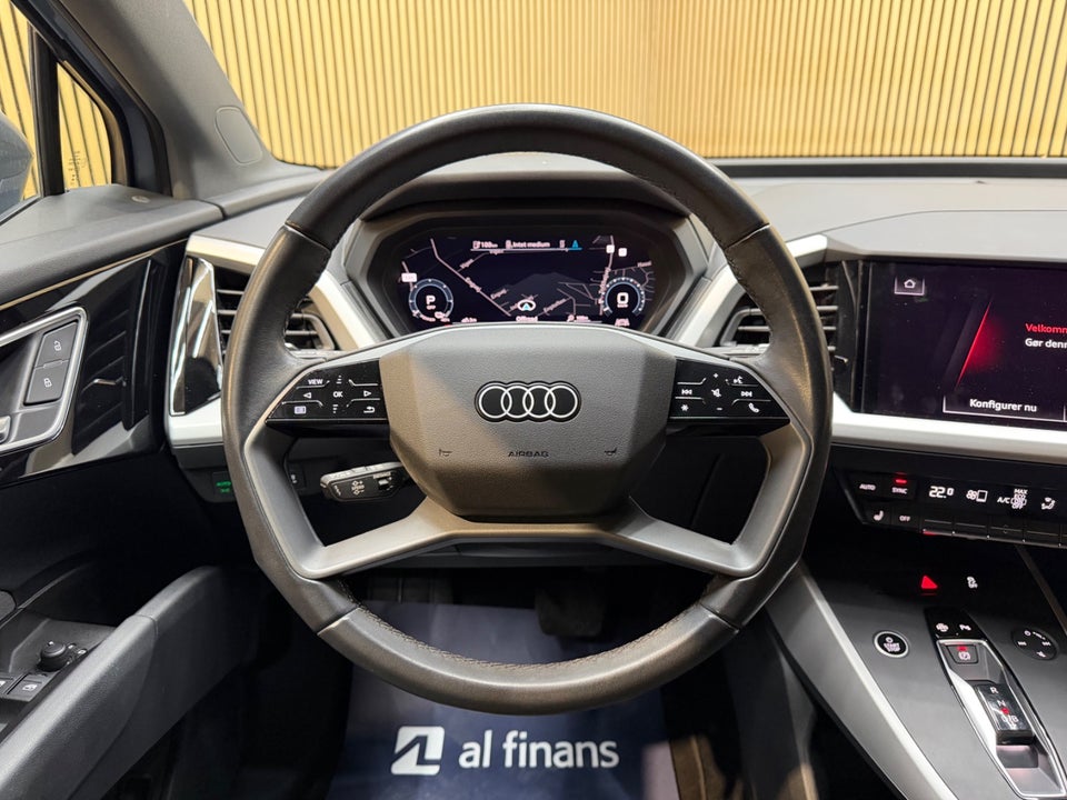 Audi Q4 e-tron 40  5d