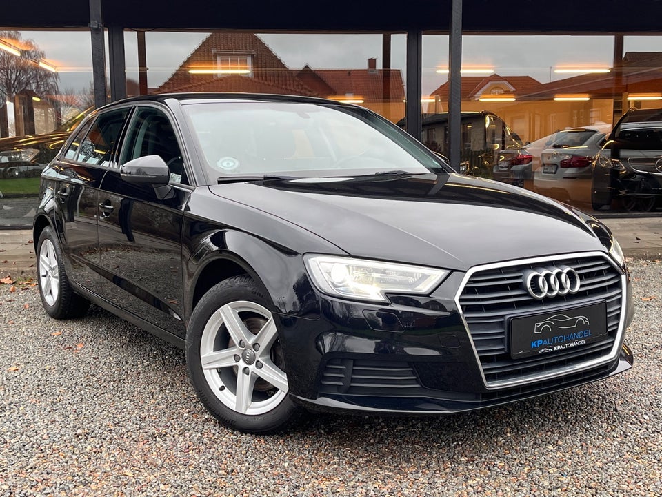 Audi A3 30 TDi Sportback 5d