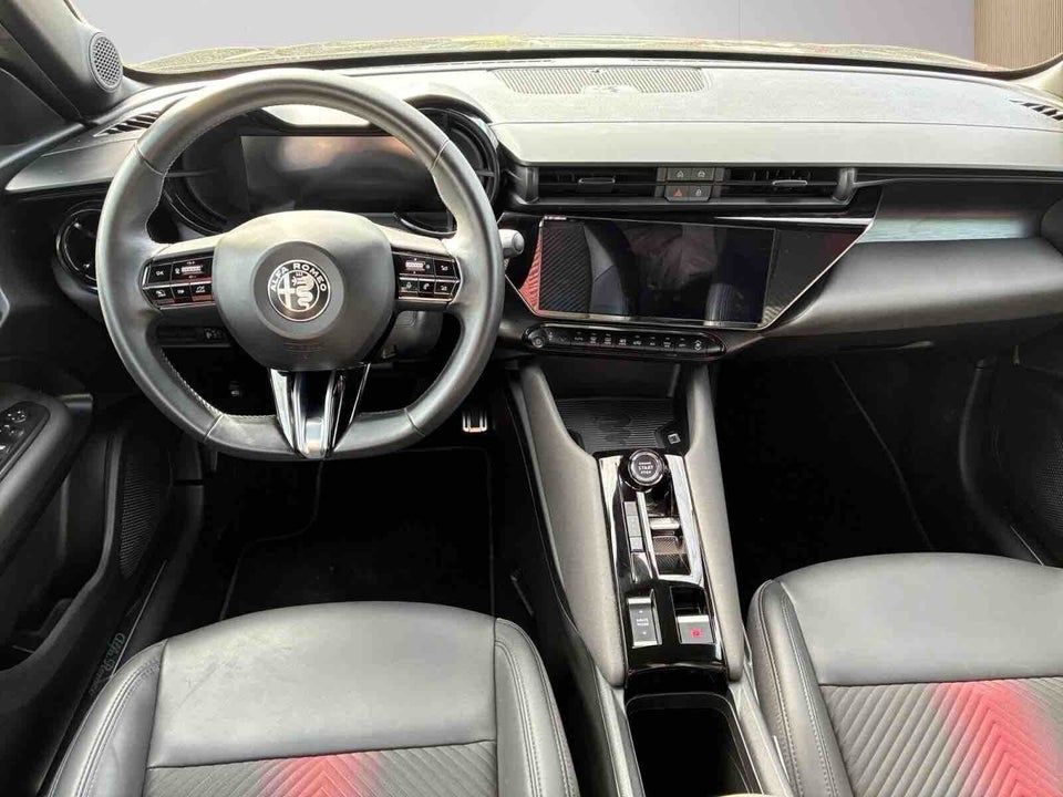 Alfa Romeo Junior Elettrica Speciale 5d