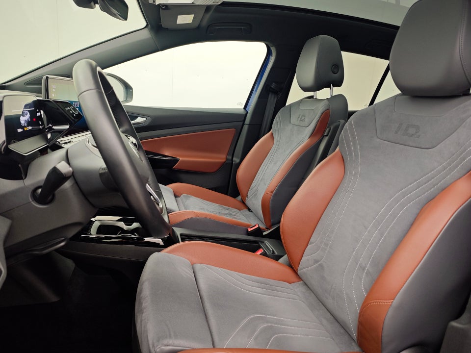 VW ID.4 77 1ST Max 5d