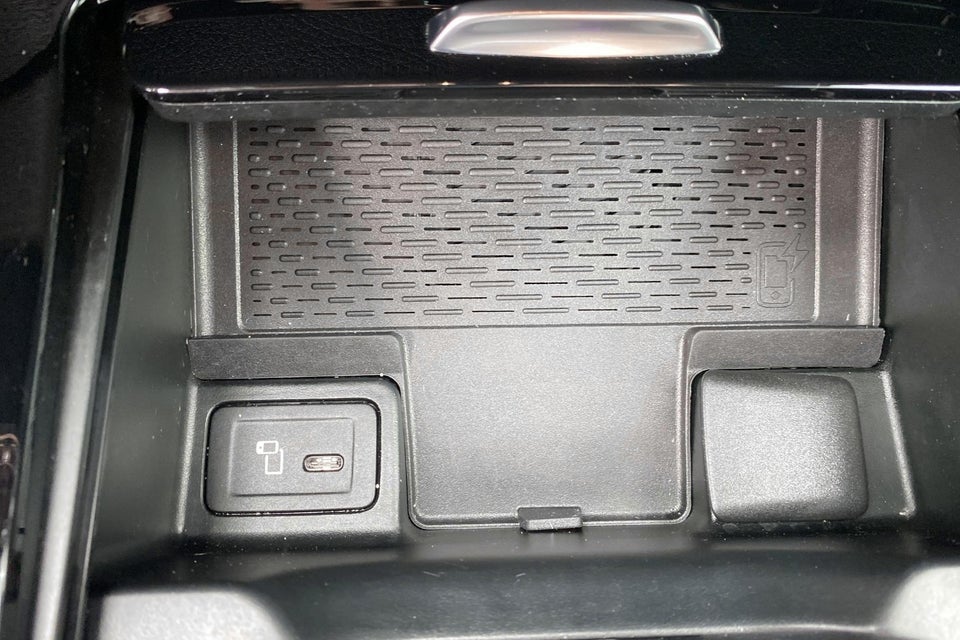 Mercedes EQA250 5d