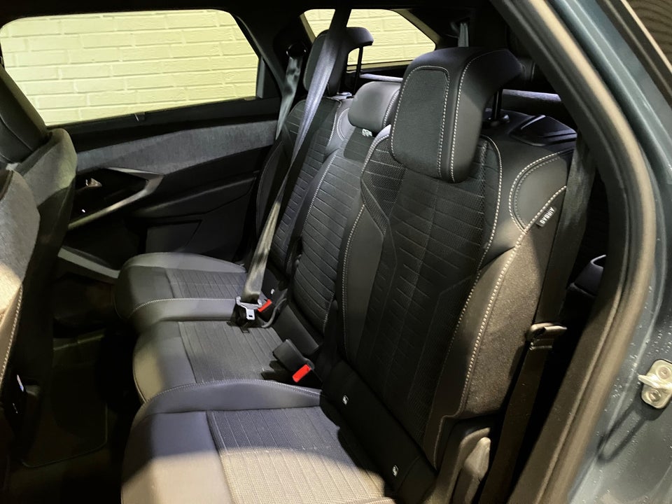 Peugeot e-5008 77 Allure 7prs 5d