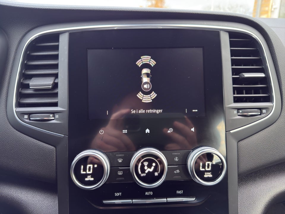 Renault Megane IV 1,6 E-Tech Zen Sport Tourer 5d