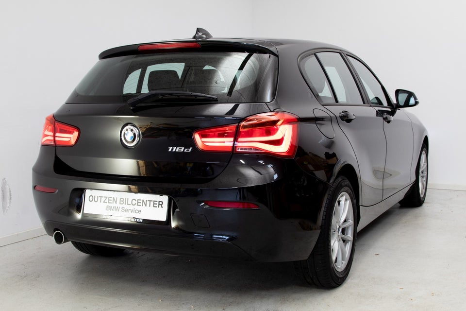 BMW 118d 2,0 Advantage aut. 5d