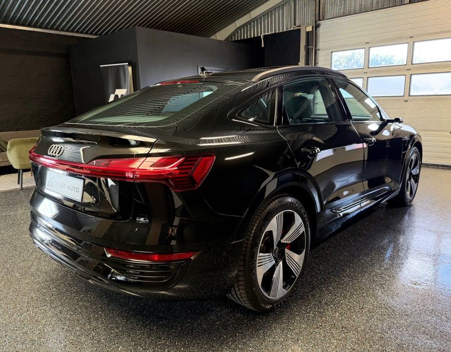 Audi Q8 e-tron 50 S-line quattro 5d 2023 — billede 3 af 18