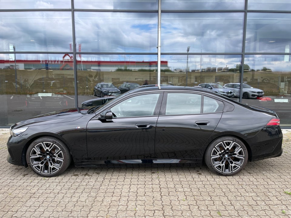 BMW i5 eDrive40 Fully Charged 4d