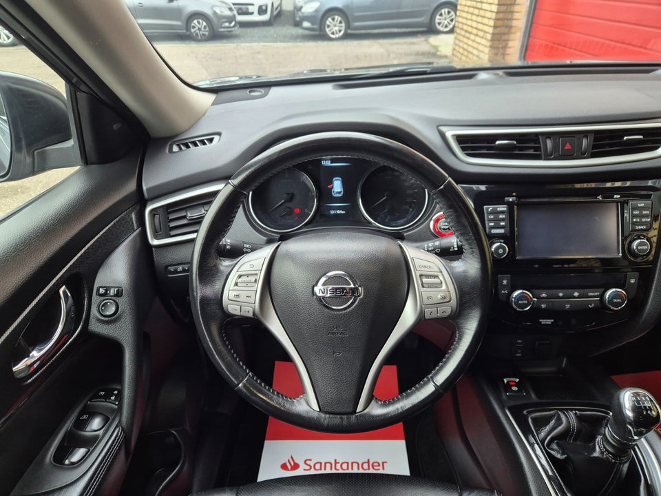 Nissan X-Trail 1,6 dCi 130 Tekna 5d