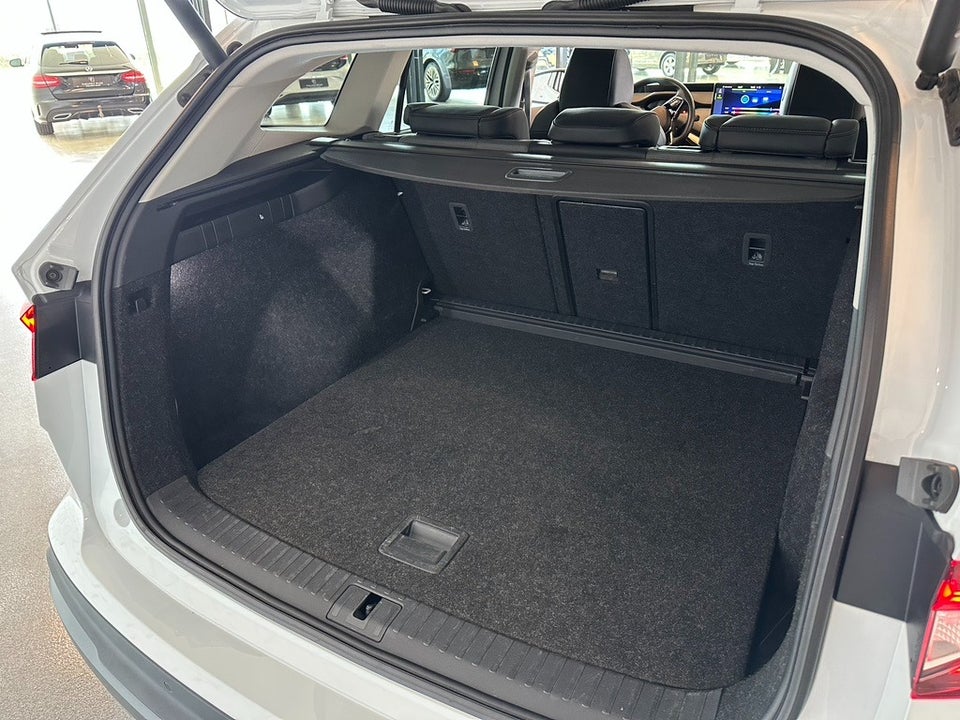 Skoda Enyaq 80 iV Loft 5d